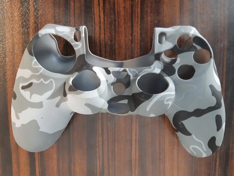 محافظ دسته پلی استیشن 4 طرح چیریکی طوسی gallery0