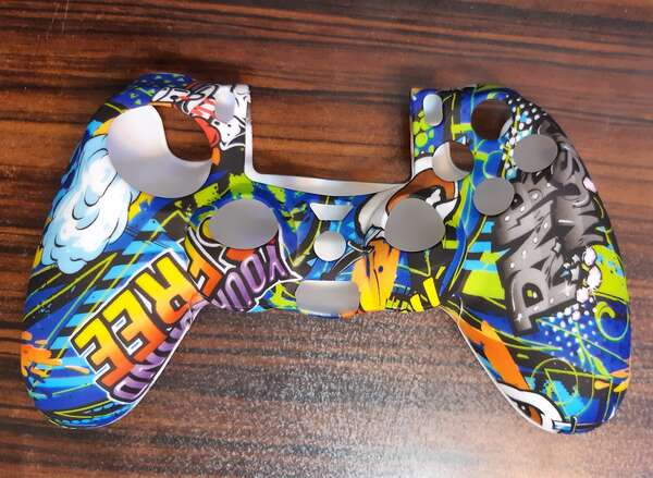 محافظ دسته PS4 طرح فانتزی کد 06