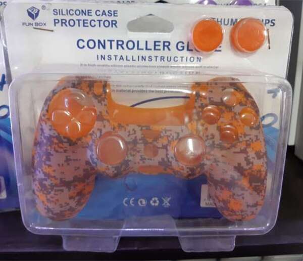 محافظ دسته پلی استیشن 4 طرح چیریکی نارنجی به همراه سر آنالوگ