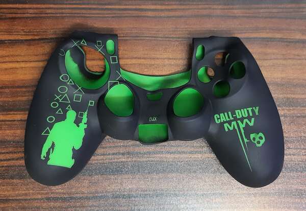 روکش دسته پلی 4 طرح کال اف دیوتی  - محافظ دسته PS4 مدل Call Of Duty Modern Warfare